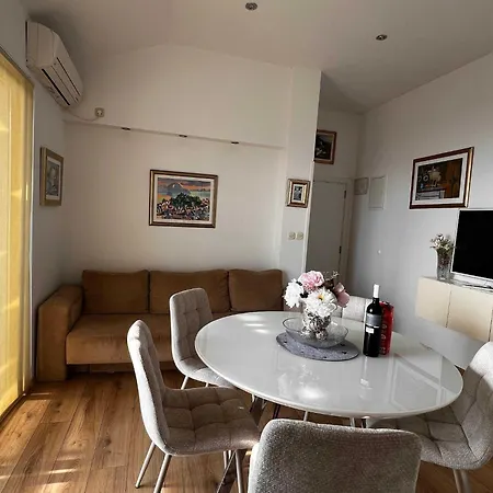 Kono - Two-bedroom With Balcony And Sea View - Marka Gjaje Street Dubrovnik